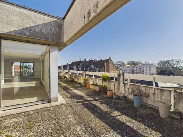 Appartement 4 pièces 148 m²