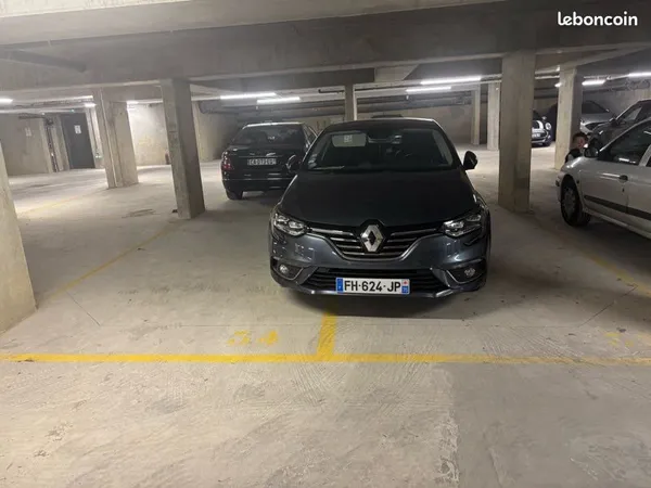 Parking Serris - 10min marche Gare de serris