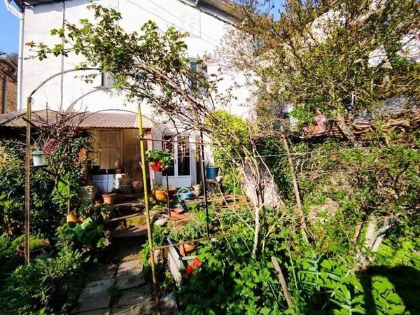 Maison 6 pièces 85 m²