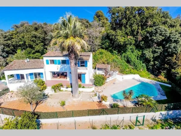 Maison 5 pièces 185 m²
