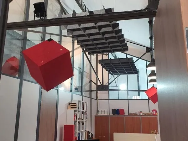 Entrepôt,activité,stockage,bureaux /120 M²/160 M2/220 M²/320 M²/320 M²