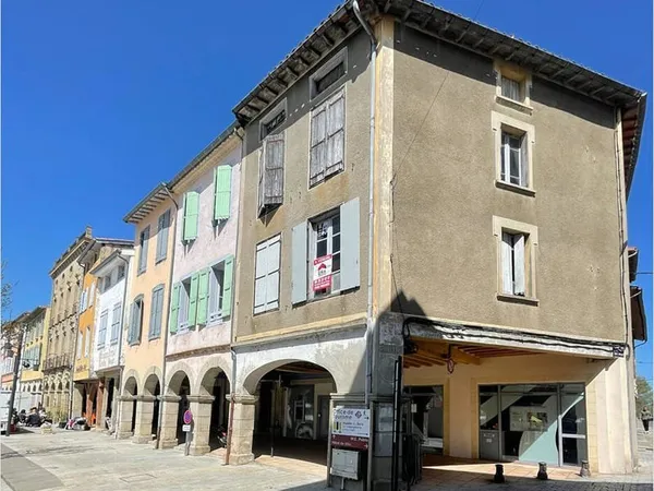 Appartement 10 pièces 220 m²