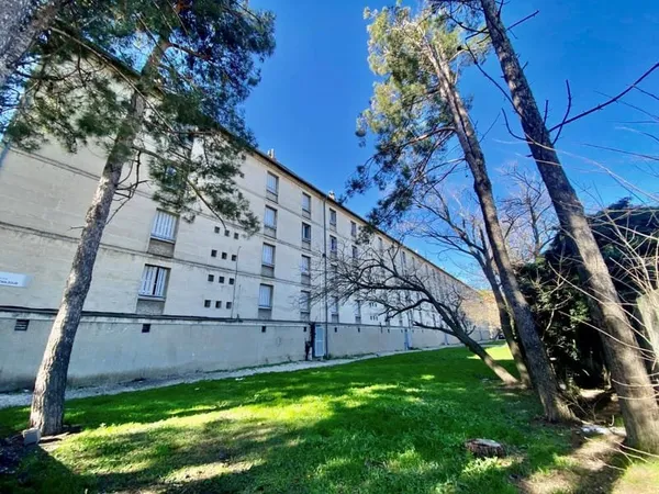 AVIGNON-T1-MONTMAJOUR