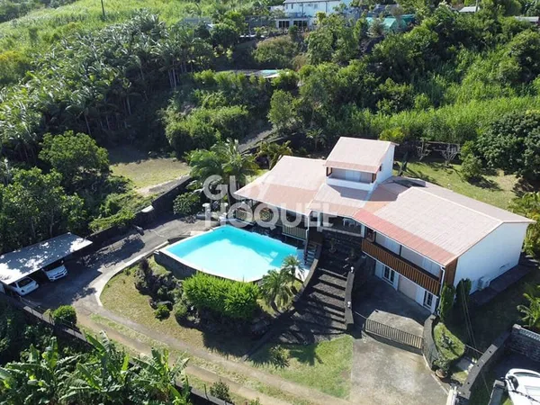 Villa avec magnifique vue mer