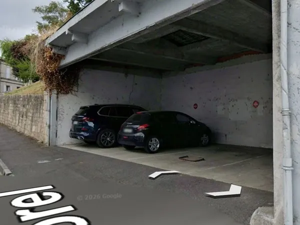 Loue place de parking rue Chanoine de Morel