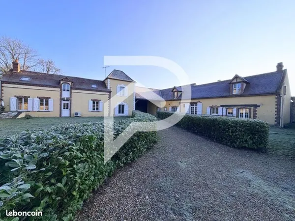 Maison 12 pièces 414 m²