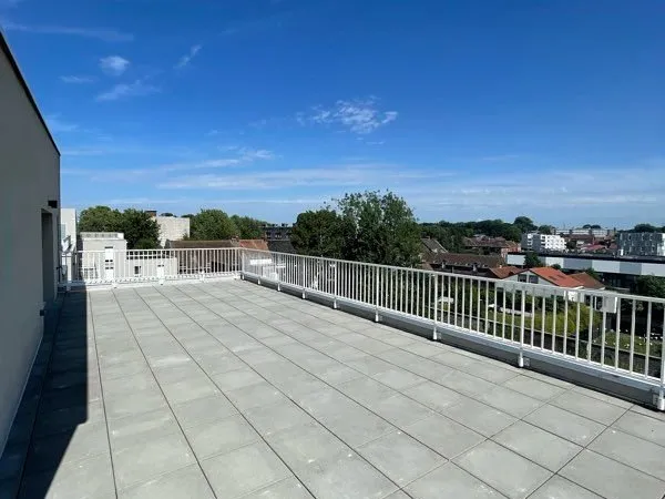 T4 récent - 80 m² + Terrasse exceptionnelle de 59 m² + 2 garages