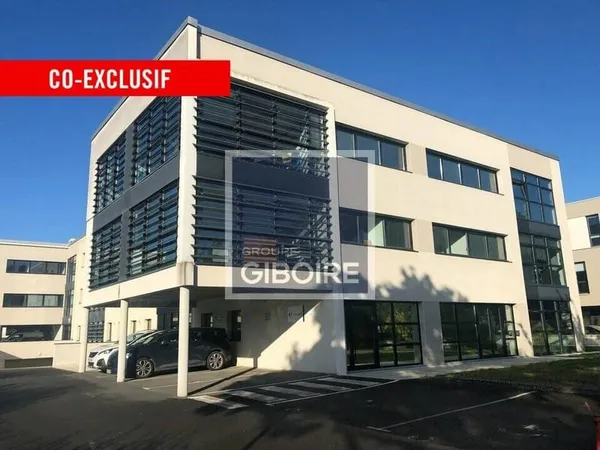 Bureaux 2535 m²