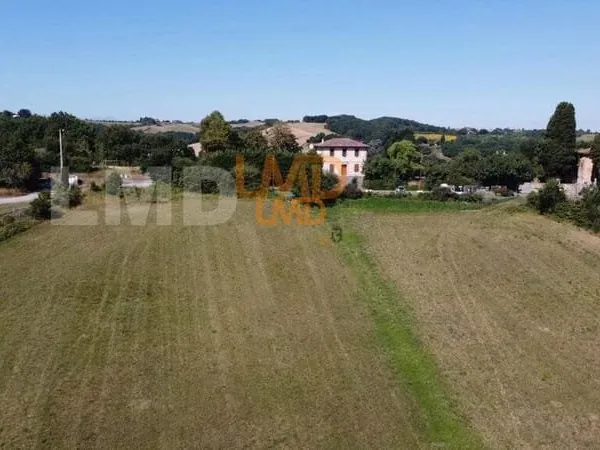 Terrain constructible à BAX (31310)