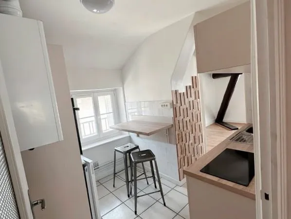 F3 moderne 60m2 quartier Charles III/Lobau