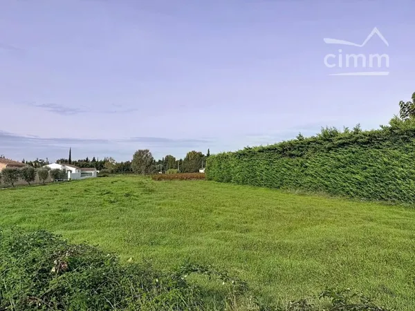 Terrain de 2500 m²