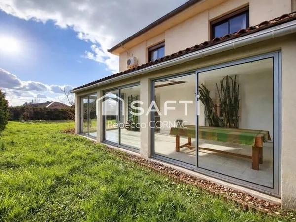 Maison familiale de 144m2 sur terrain de plus de 2200m2