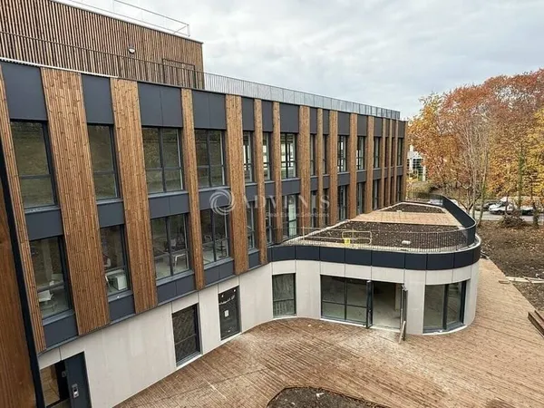 Bureau 193 m²