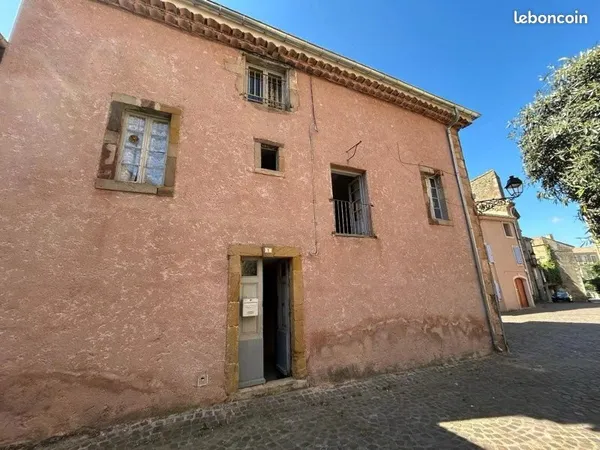 Maison de caractère 92 m2 , au coeur de Cruzy - beau potentiel à saisir