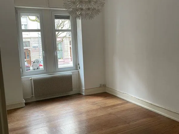 Appartement 4 pièces quartier orangerie