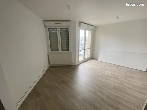 Studio 1 pièce 30 m²