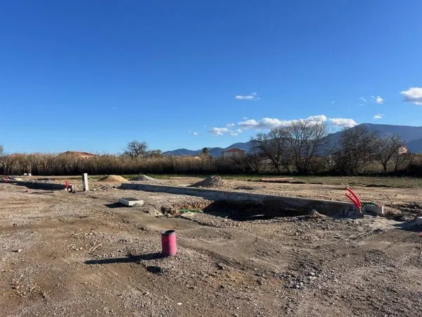 Terrain à bâtir Vente Brouilla  290m² 95500€
