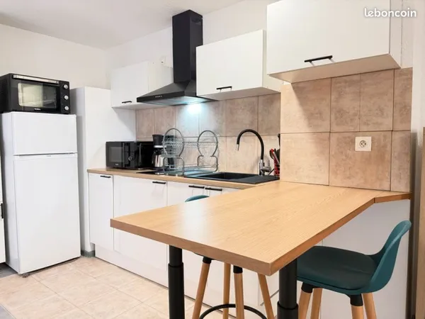 Studio 25 m² meublé - Disponible immédiatement