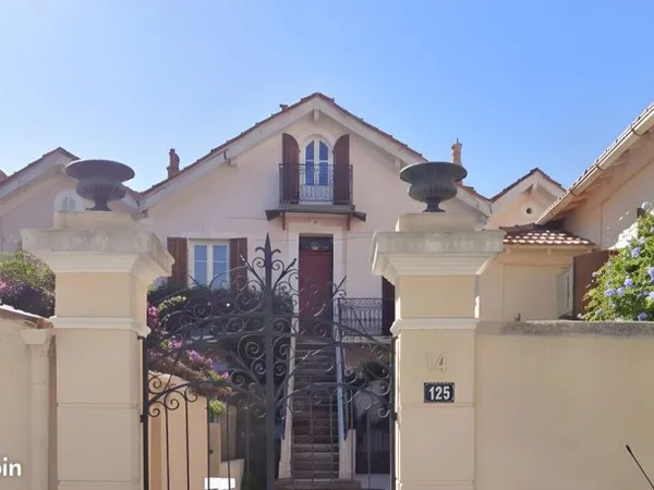 Haut de Villa - F2 - 250 mètres des plages