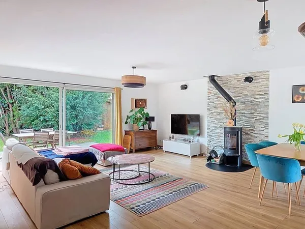 Maison 3 pièces 148 m²