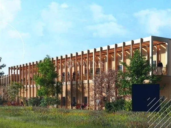 Local d'activité 11192 m²