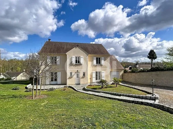 Maison 7 pièces 195 m²