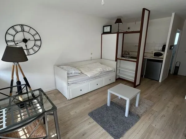 Studio meublé