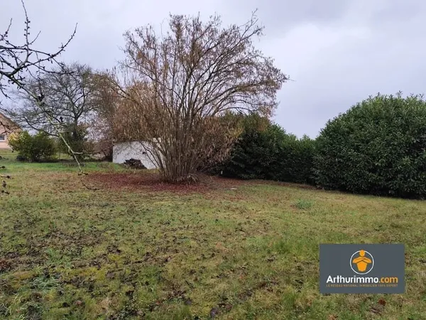 Terrain à bâtir à Villeneuve-sur-Aisne, 700 m²