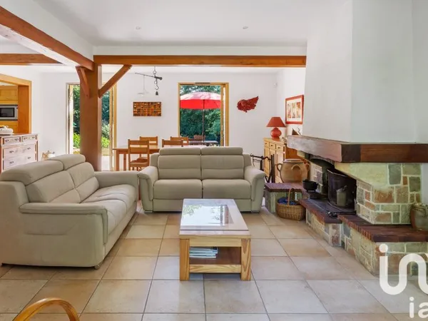 Maison 6 pièces 135 m²