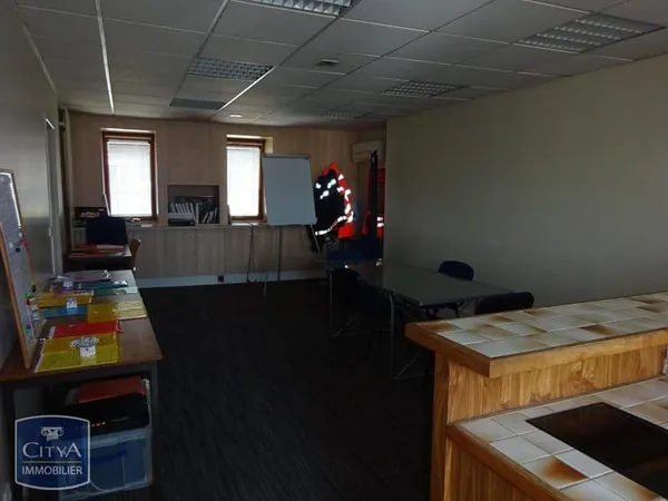 Bureaux 66 m²