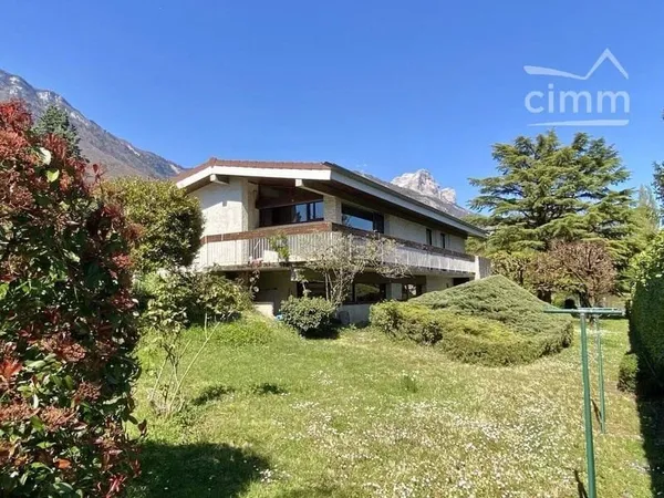 Maison 6 pièces 135 m²