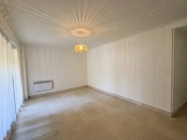 Boutique 2 pièces 41 m²