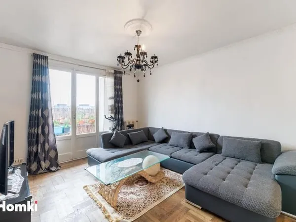 Appartement T3 de 72 m2 à Villeurbanne 69100, Rue Léon Blum
