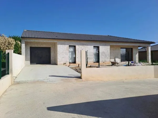 Villa 4 pièces 100 m²