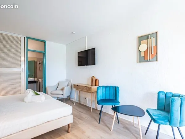🏝️ Studio vue mer au Gosier - Résidence avec piscine - Idéal étudiant ou jeune actif