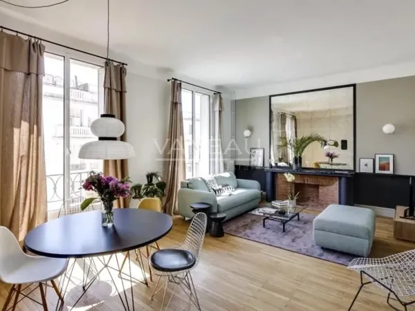 Paris XVIème - Pied-à-terre rénové - Art déco
