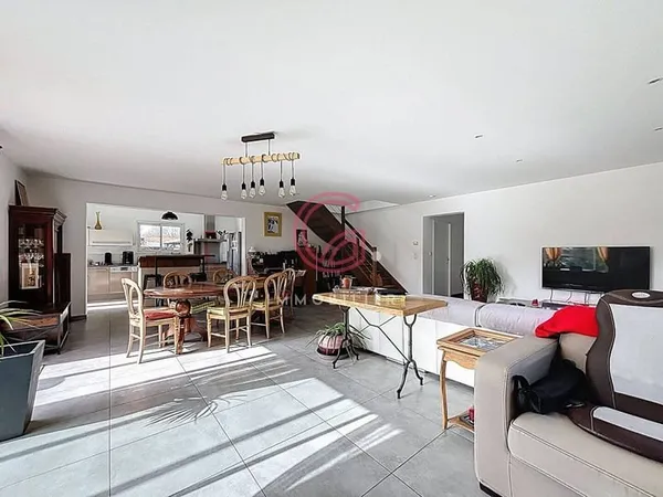 Maison 5 pièces 168 m²