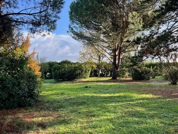 ARBANATS, Terrains à bâtir viabilisés