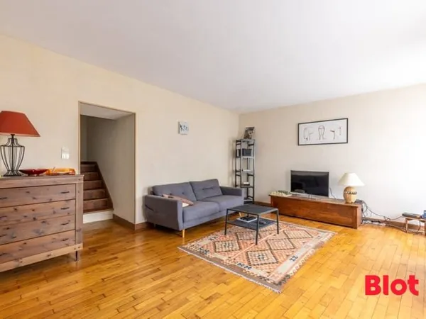 A VENDRE EN EXCLUSIVITE CHEZ BLOT IMMOBILIER - VERN SUR SEICHE - MAISON T4 - CENTRE VILLE - 85 M²
