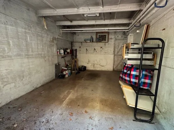 Parking 16 m²