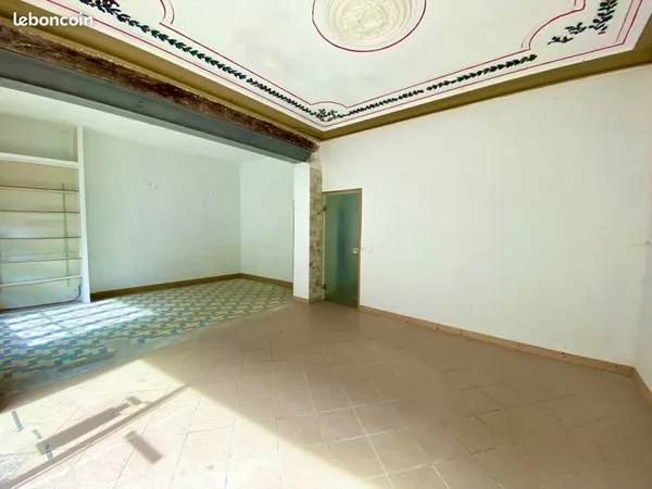 Local commercial 71 m² Mamers