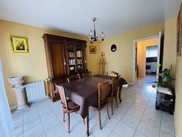 APPARTEMENT T3 57M2 AVEC BALCON - TULLE CENTRE VILLE