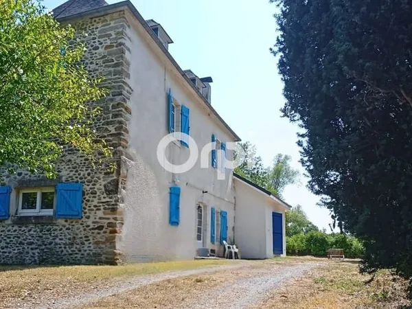 Maison 6 pièces 231 m²