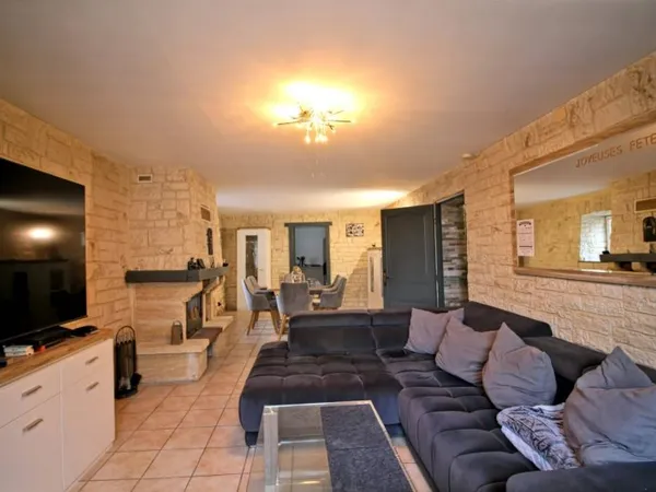 Maison 6 pièces 164 m²