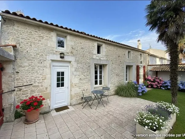 Charentaise à rénover, au coeur de Bourcefranc-le-Chapus