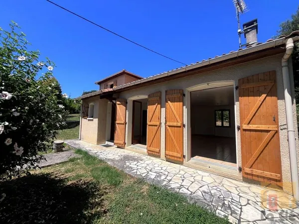 Vente maison 3 chambres et garage - 5 minutes d'Agen