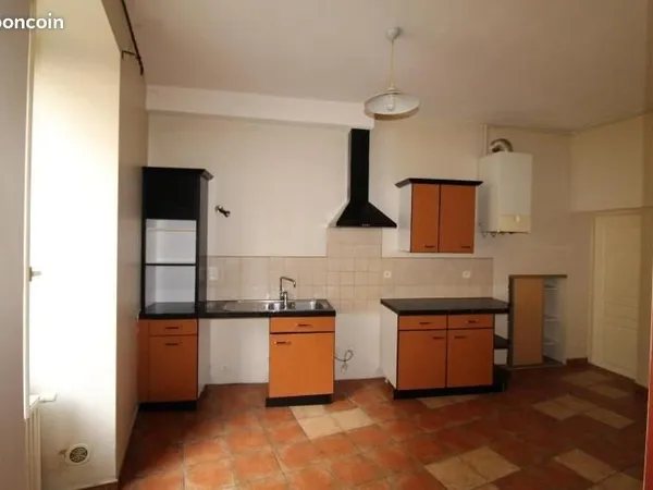 Appartement 4 pièces 77 m²