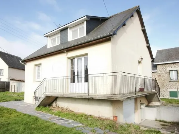 EN EXCLUSIVITÉ - MAISON SUR SOUS-SOL - 2 CHAMBRES - AMBRIERES-LES-VALLEES