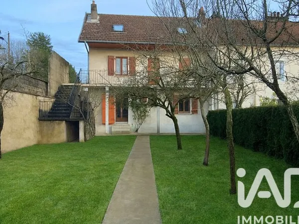 Immeuble de rapport 205 m²