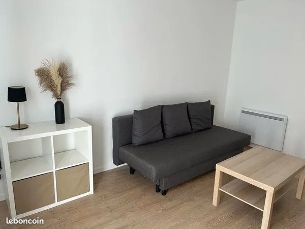 T2 meublé 30 m² - Refait à neuf - Secteur Valbenoite / Centre Deux / Tréfilerie (Saint-Étienne)